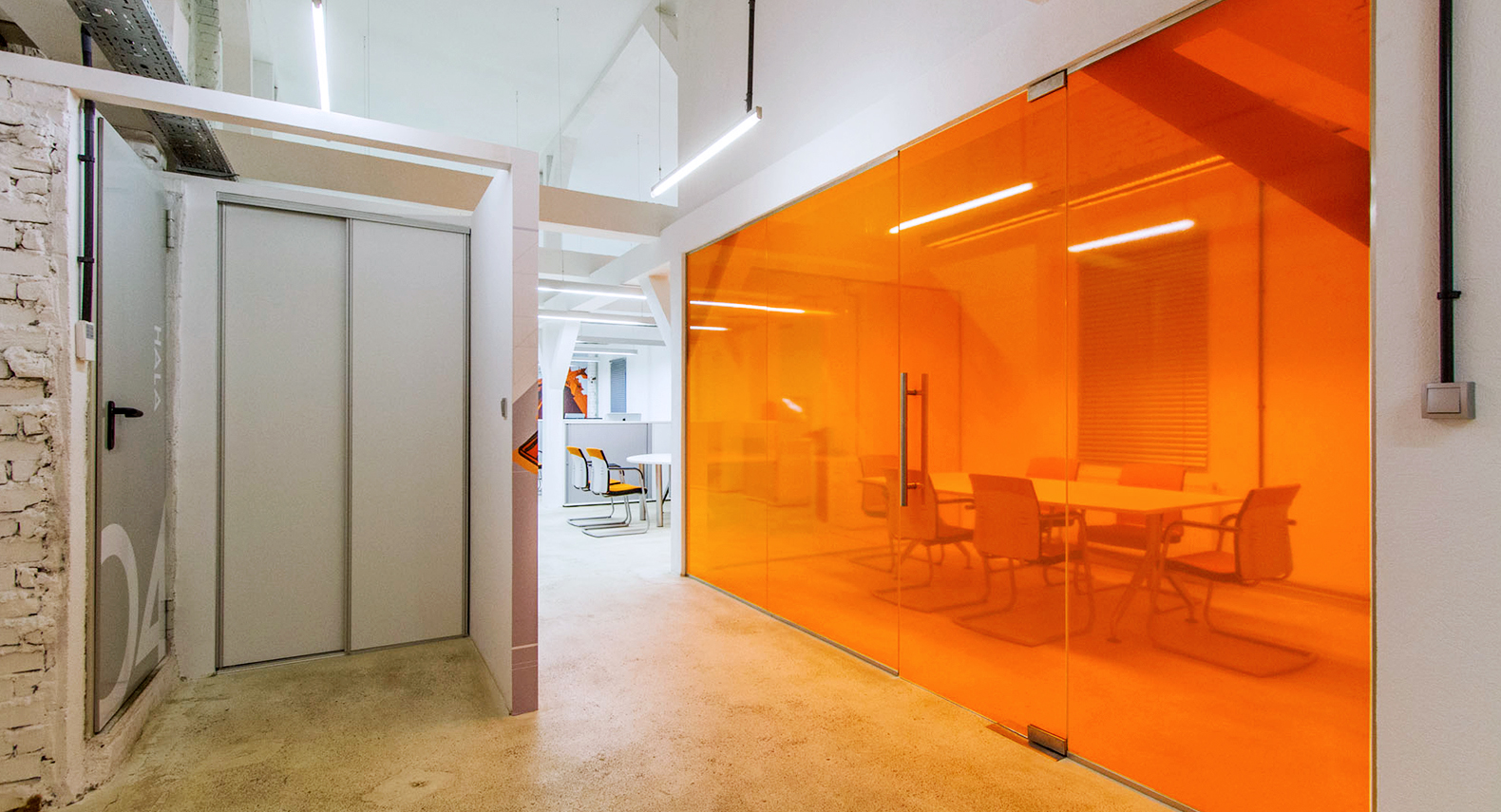 05-projekt-wnetrza-biura-oklejsie-w-gliwicach-good-time-design