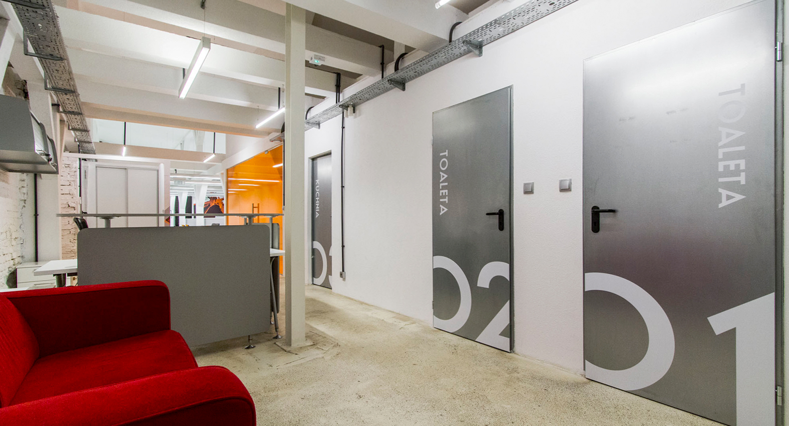 06-projekt-wnetrza-biura-oklejsie-w-gliwicach-good-time-design