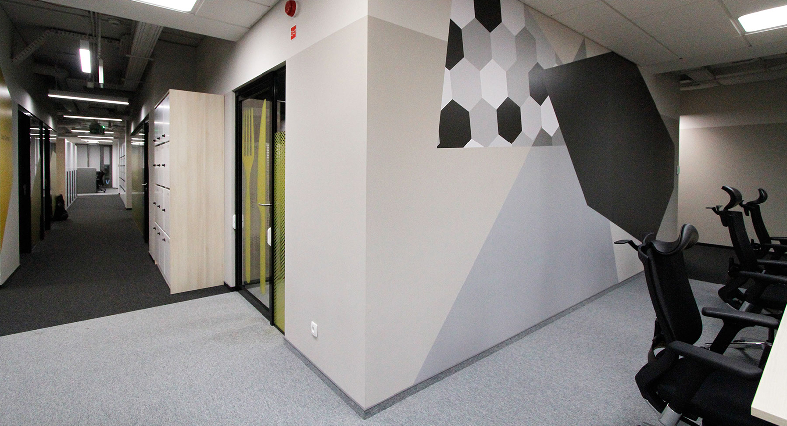 07-projekt-Identyfikacji-wnetrz-biura-e&y-we-wroclawiu-good-time-design