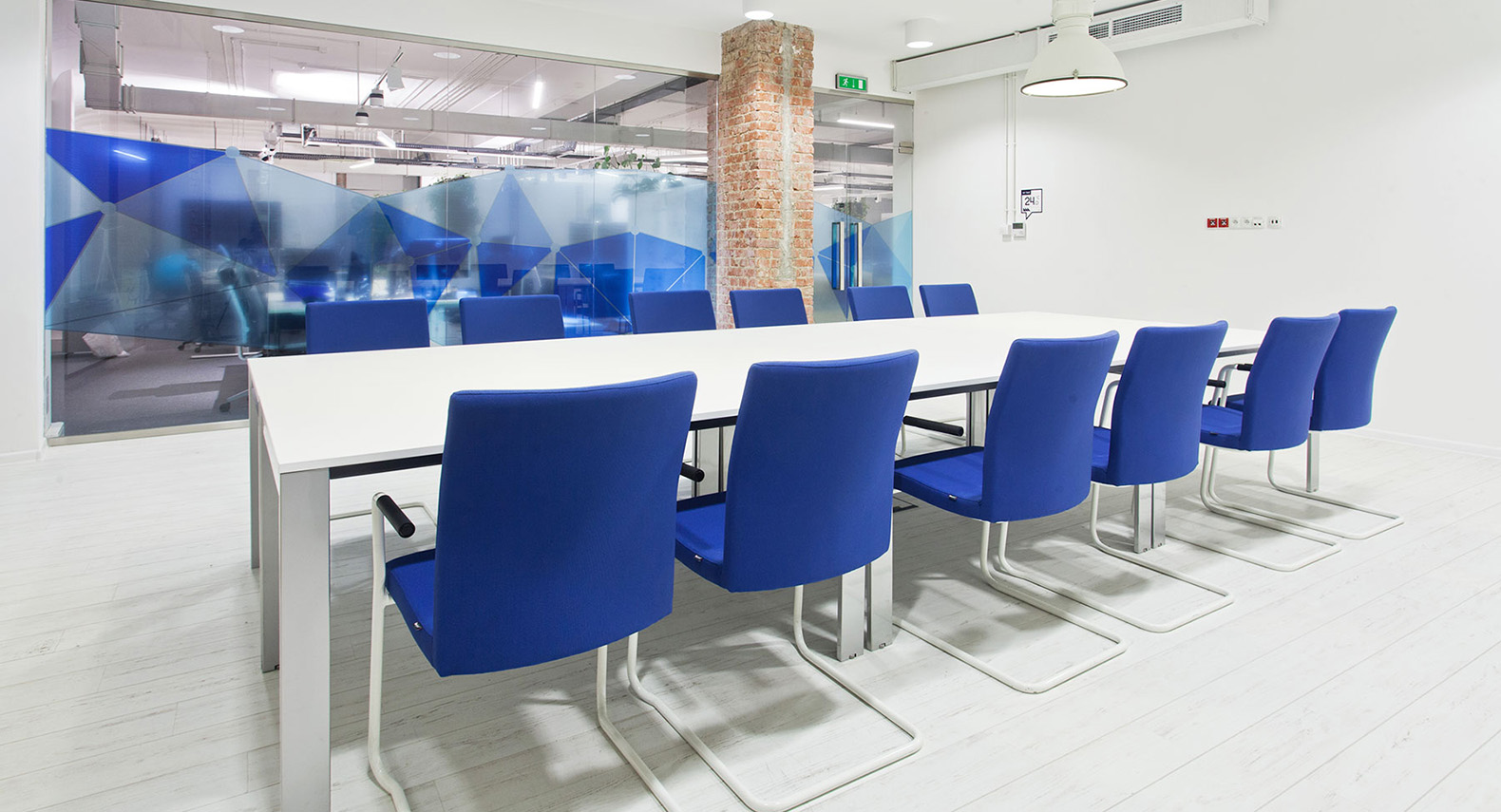 10-projekt-Identyfikacji-wnetrz-biura-sap-w-gliwicach-good-time-design